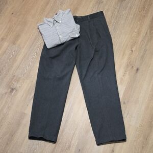 Dockers Mens Dark Charcoal Gray Pleated Cuffed Khaki Dress Pants